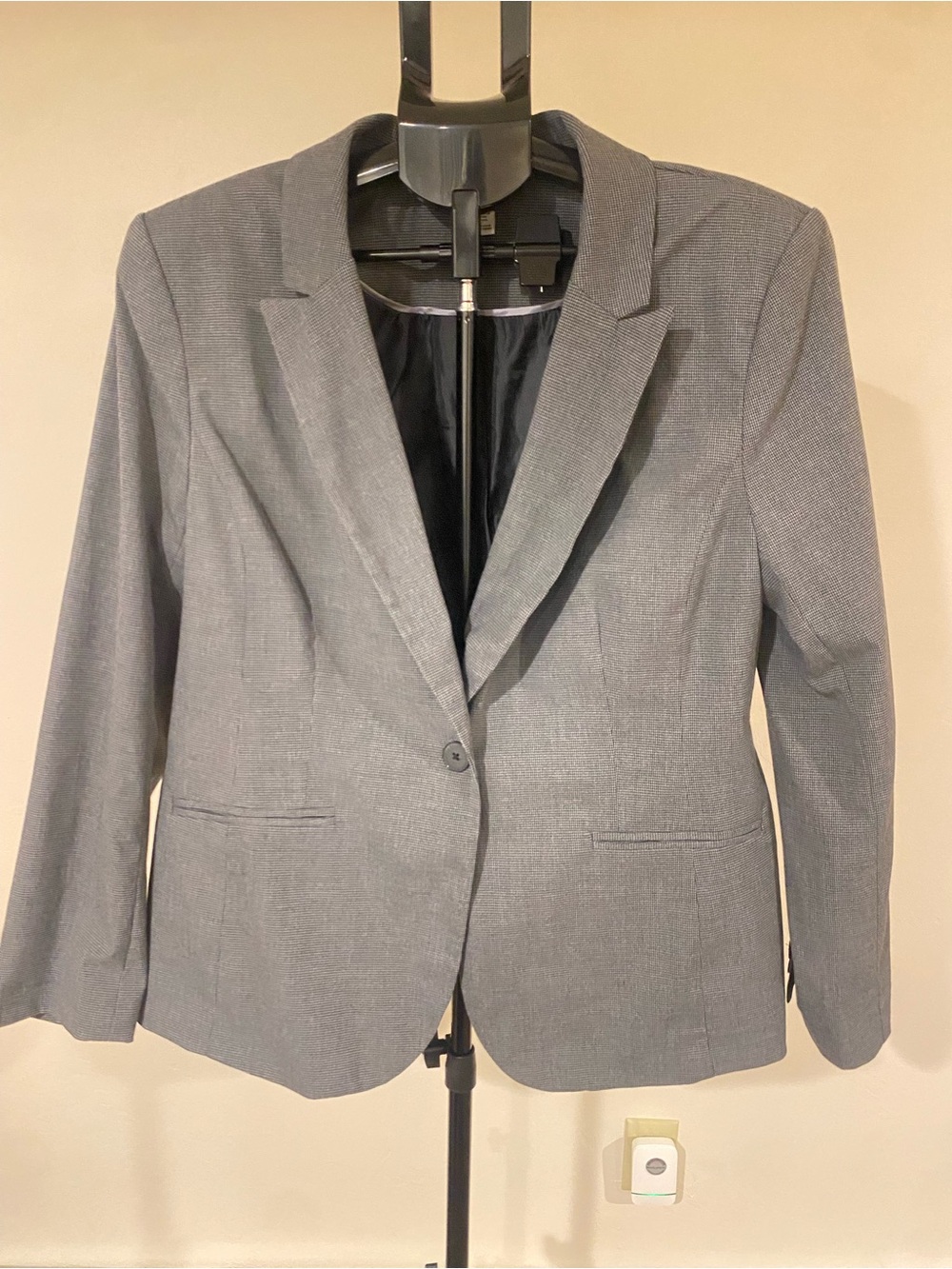Liz Claiborne Gray Single-Button Notch Lapel Blazer